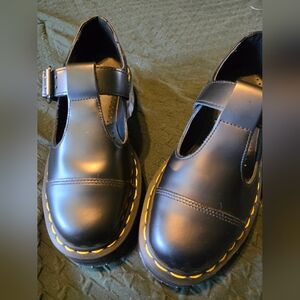 Dr. Martens Bethan Mary Janes.